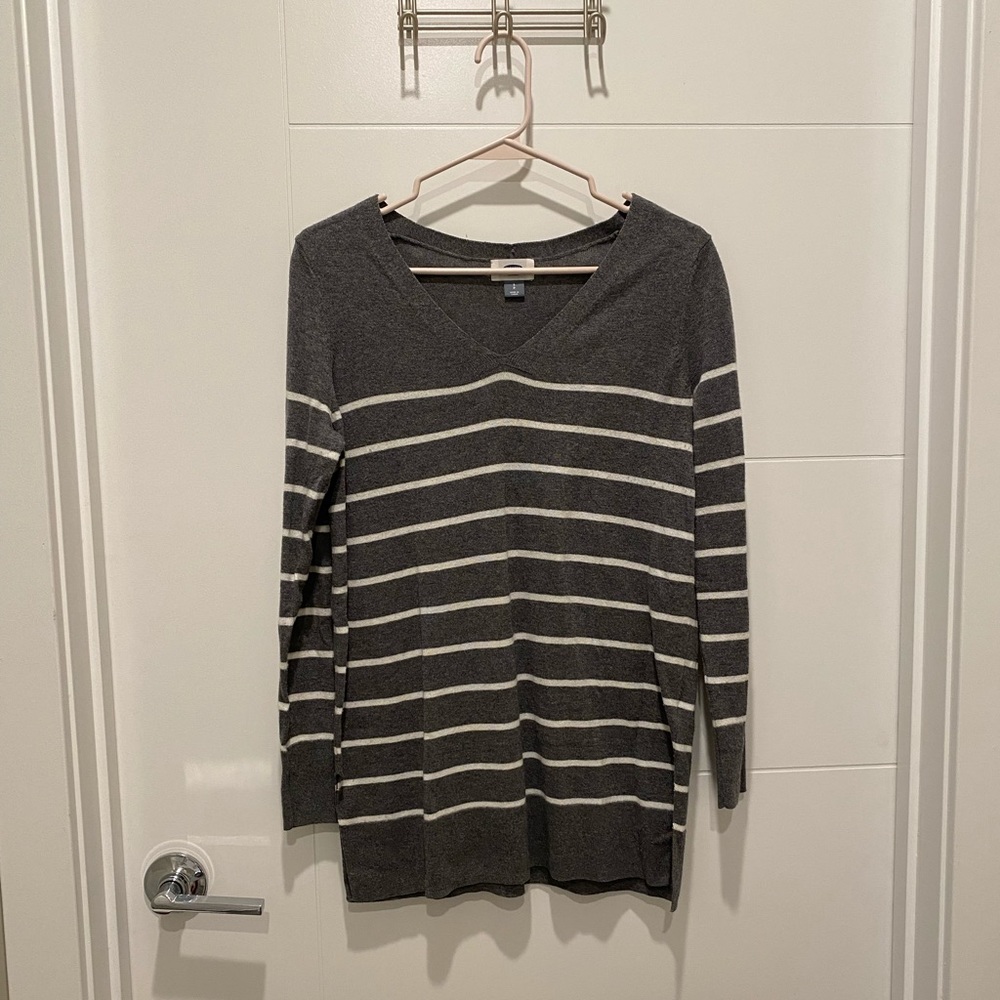 Gray and white striped Old Navy Sweater